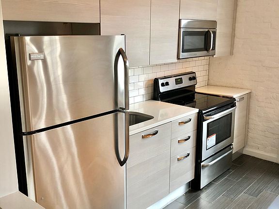 5th image of 231 E North Ave APT 12