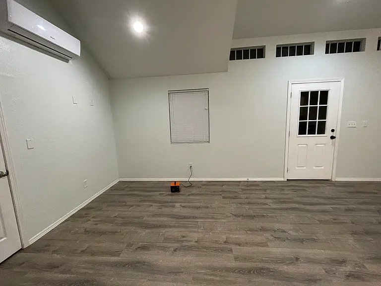 126 Deer Lake Dr #D — Photo 14