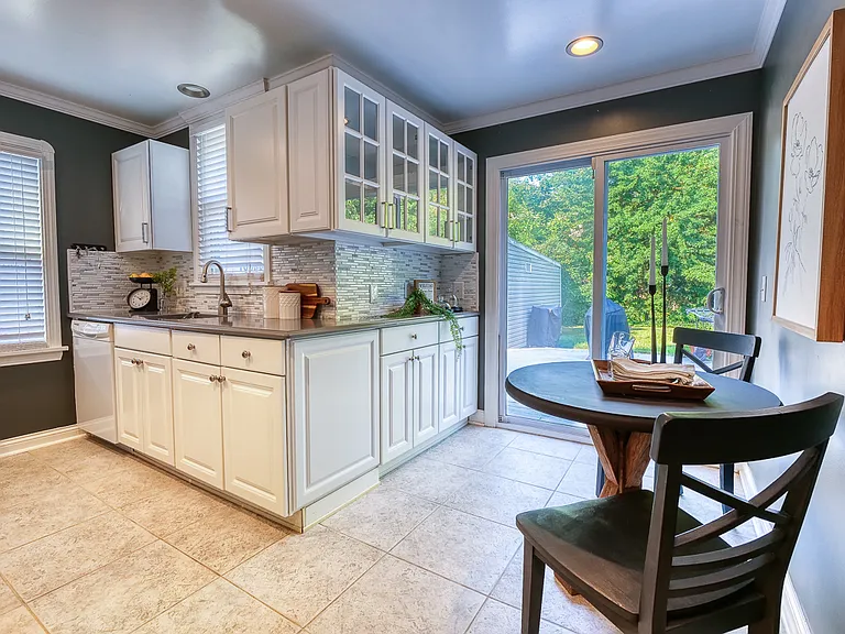 352 Glen Park Dr — Photo 19