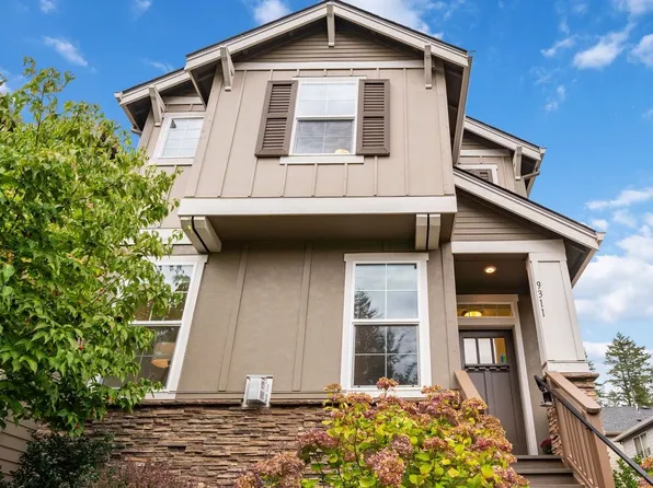 9311 SW Treble Ln, Portland, OR 97225