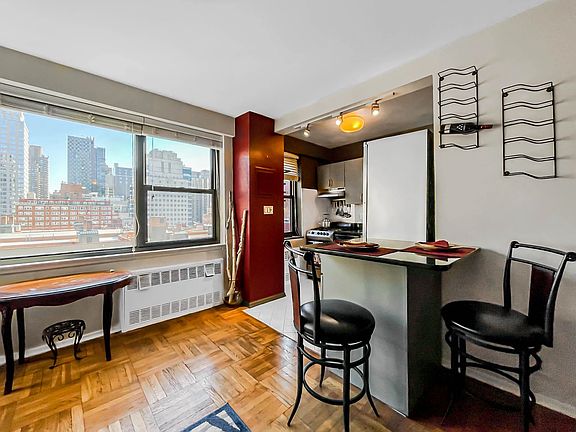 2nd image of 405 E 63rd St APT 11B