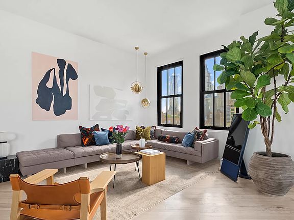 2nd image of 20 Jay St Penthouse A