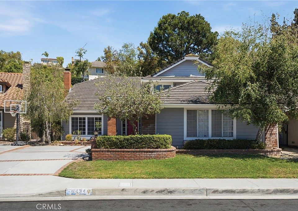 1st image of 6434 E Lookout Ln