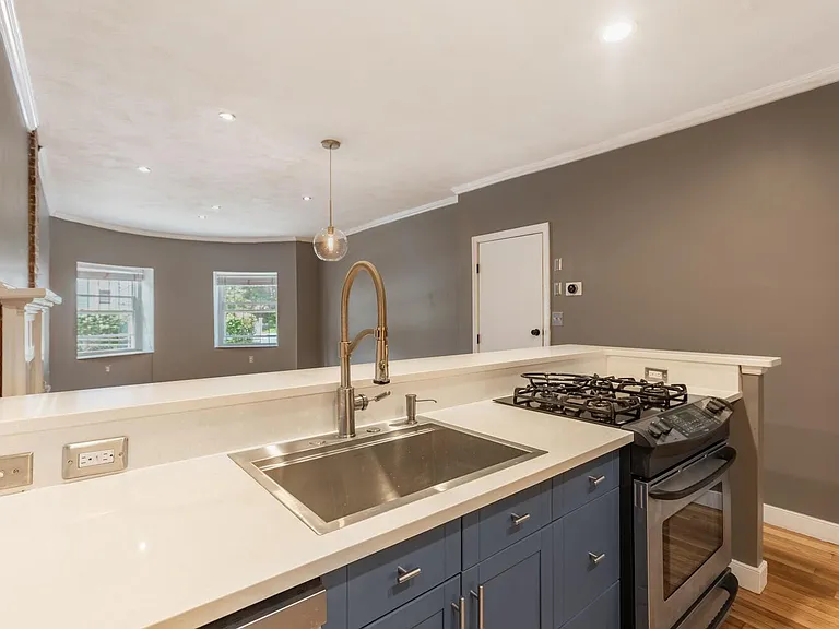 99 Cedar St #1 — Photo 6