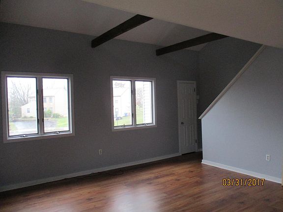 Living Room lookinf out front of house