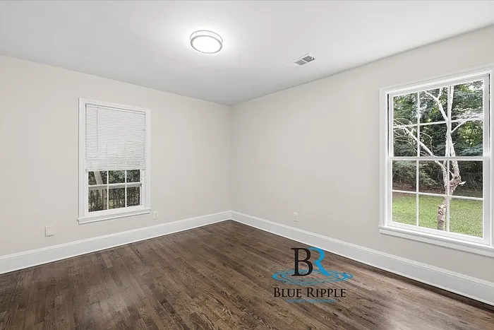 1443 Mimosa Cir SE — Photo 12