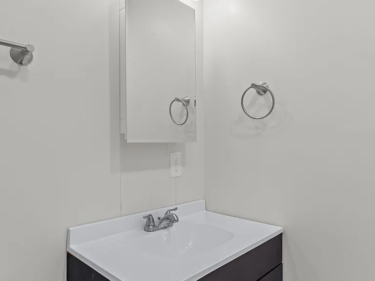 502 E Ormsby Ave #3 — Photo 9
