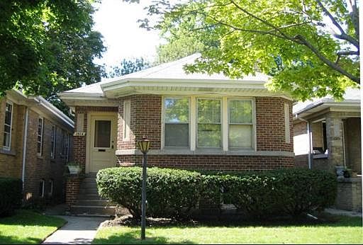 1st image of 7814 N Karlov Ave