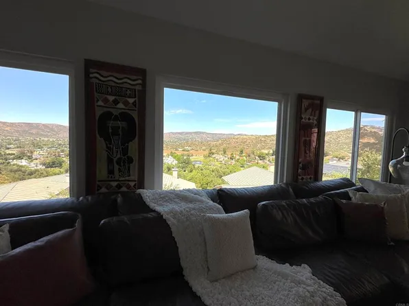 15615 Vista Vicente Dr Unit 11, Ramona, CA 92065