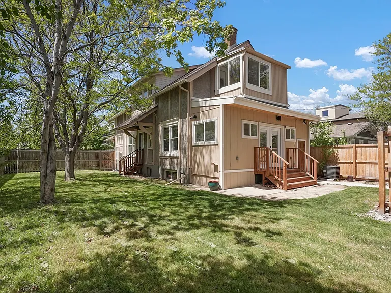 4370 Winona Ct — Photo 4