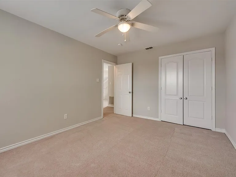908 Stone Trail Dr — Photo 20