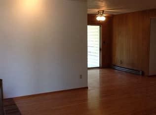 114 NW Baker Creek Rd, McMinnville, OR 97128