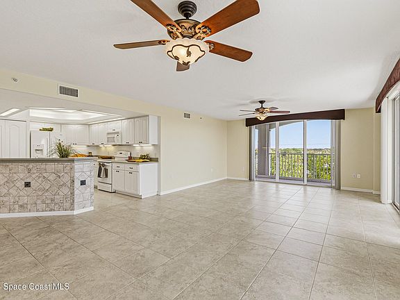 5th image of 821 Del Rio Way APT 502