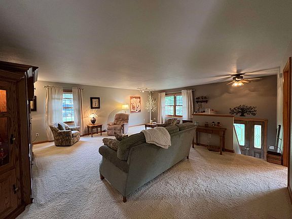 3rd image of 1140 E Townline Lake Rd