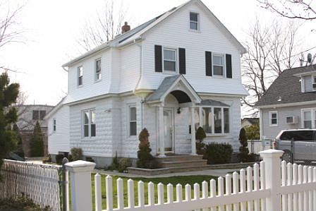 1st image of 266 Cherry Ln