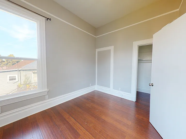 1817 Linden St #1817 — Photo 11