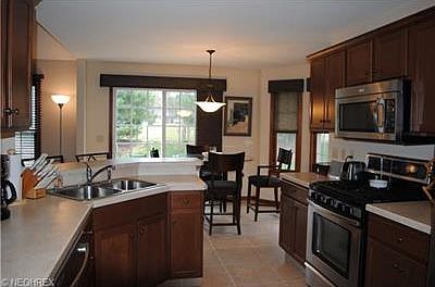 4th image of 8663 Kimblewick Ln NE