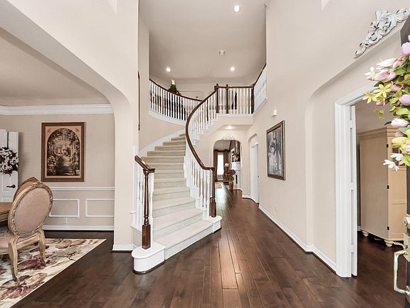 4th image of 22102 Laurel Terrace Ct