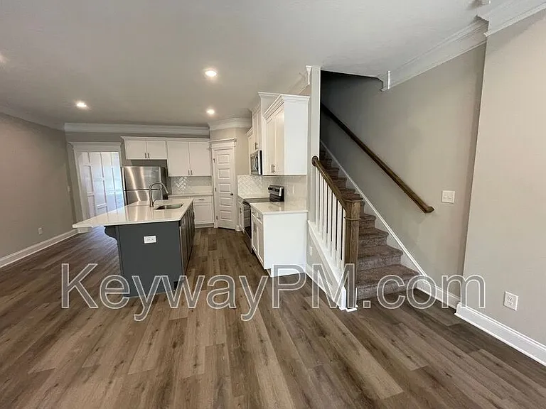 4500 Chestnut Trl — Photo 8