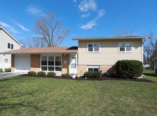 600 Flagstaff Ln, Hoffman Estates, IL