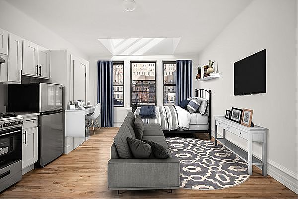 1st image of 347 W 55th St