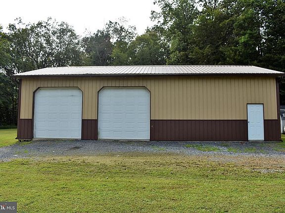 2nd image of 108 Shank Ln