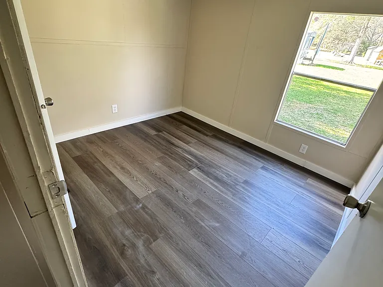 32027 Burgess Rd — Photo 1