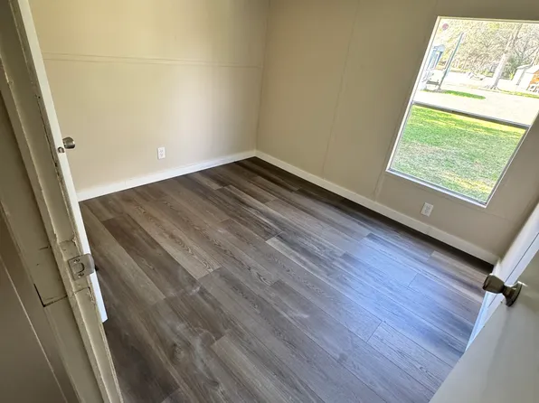 32027 Burgess Rd, Denham Springs, LA 70726