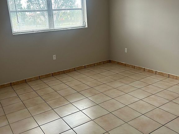 3rd image of 9520 SW 8th St APT 210