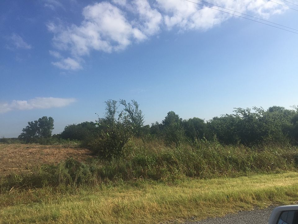 2nd image of 1 E 1610 Rd