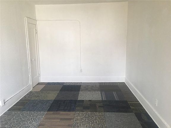 3rd image of 167 Chittenden St #5