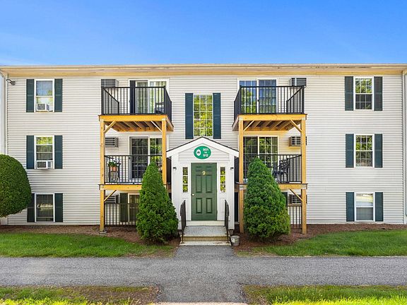 2nd image of 910 White Cedar Boulevard