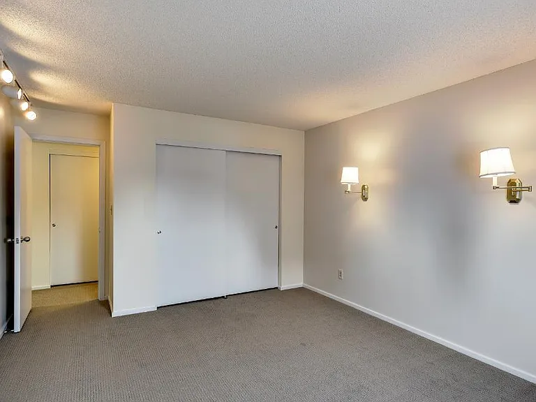121 Washington Ave S #1102 — Photo 21