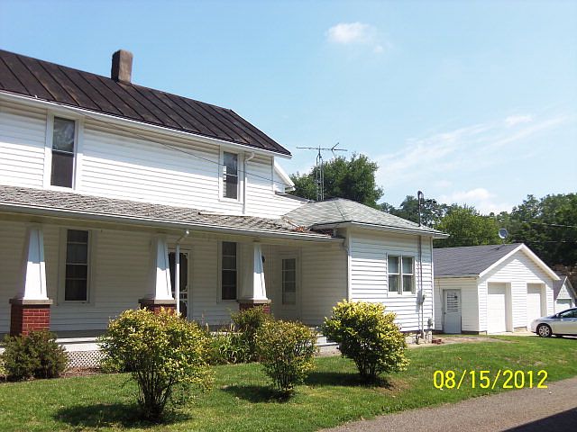 2nd image of 355 N Columbus St