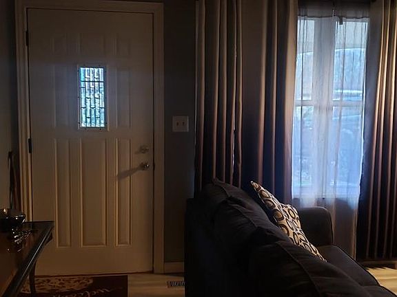 2nd image of 713 Cornell Dr