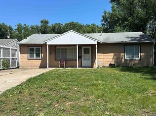 3636 SW Mayo Ave, Topeka, KS 66611