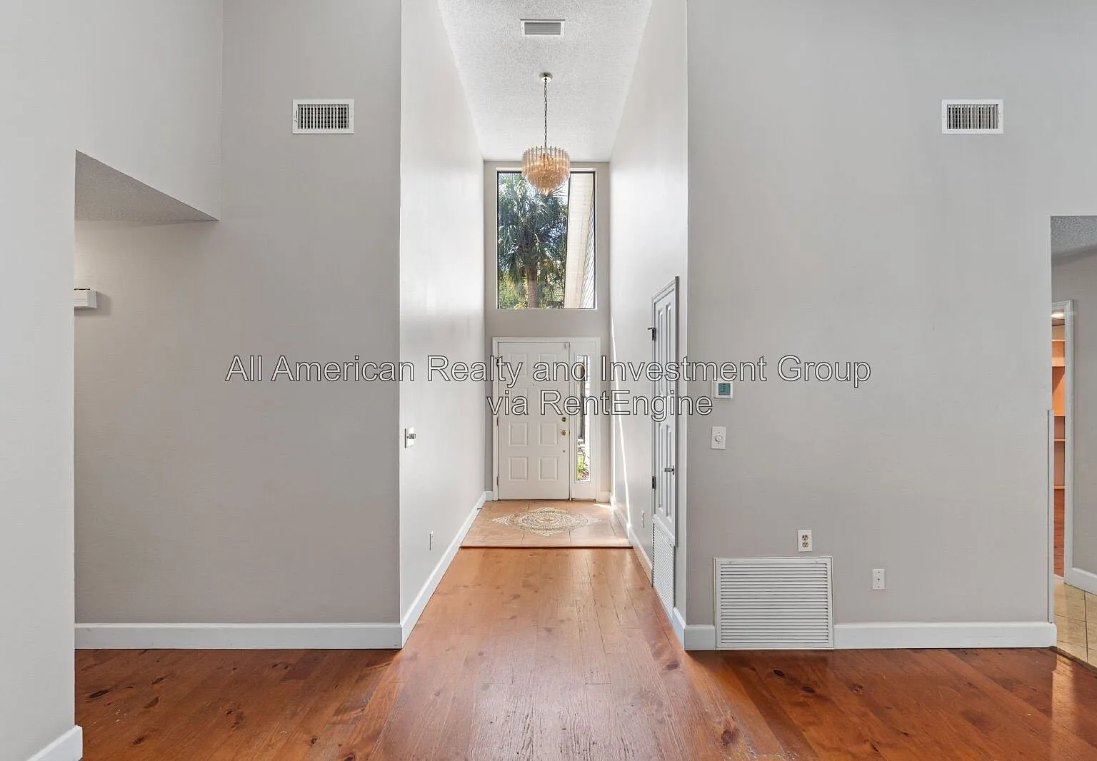 3 bed, 3.0 bath, 2527 sqft, $3,495 — Photo 3