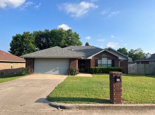 313 Crestview Dr, Van Buren, AR 72956
