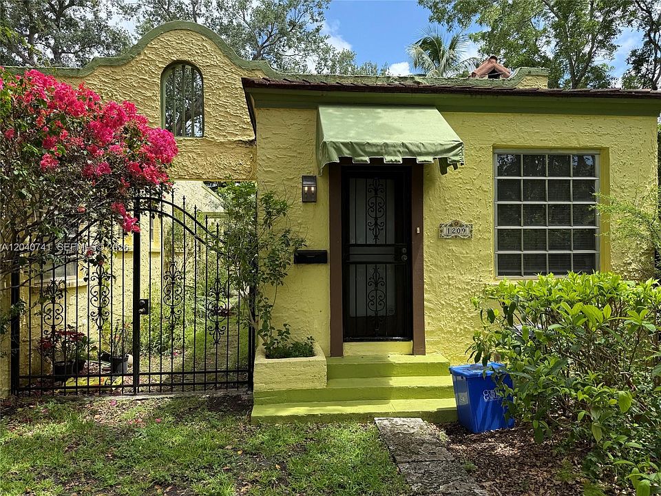 1st image of 1209 Aguila Ave