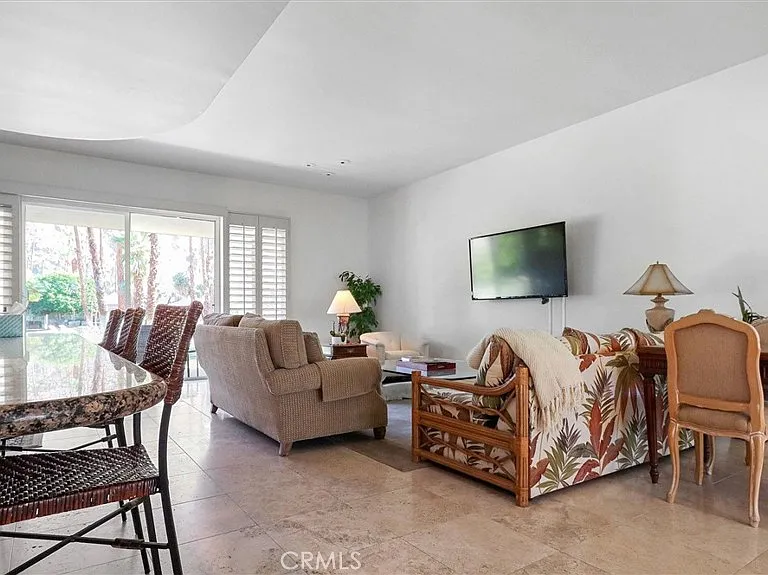 76975 Robin Dr — Photo 4