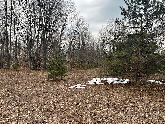 2nd image of Quarter Line Rd