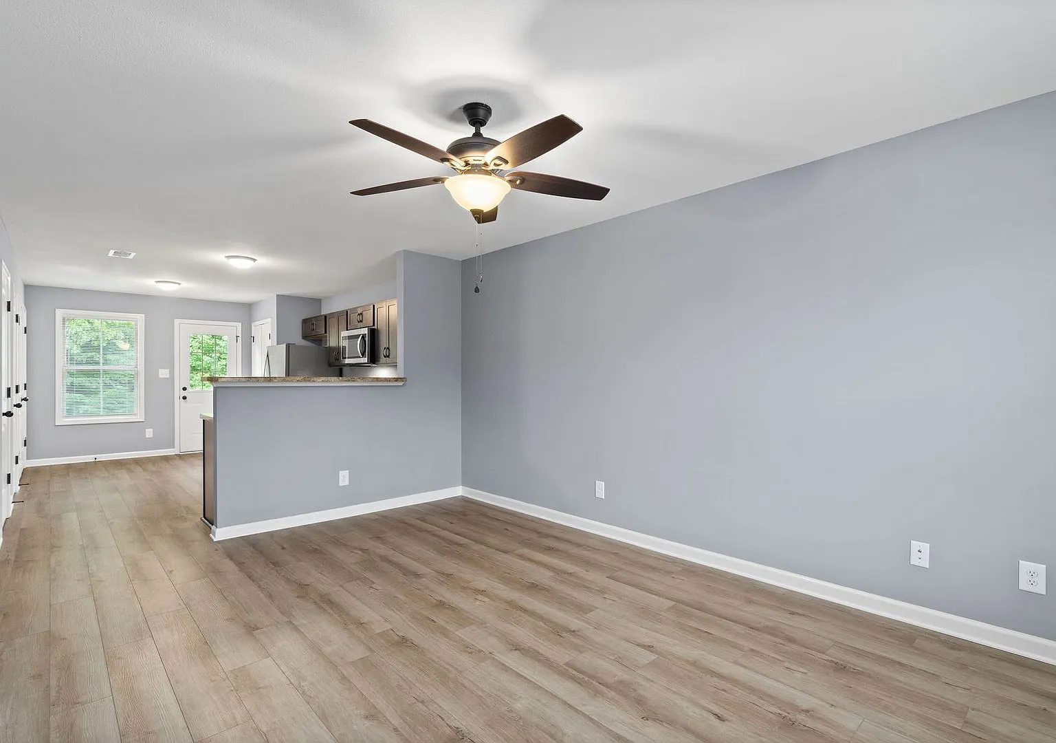 284 Smithson Lane — Photo 4