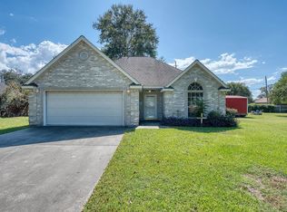 409 Sunny Ln, Bridge City, TX 77611