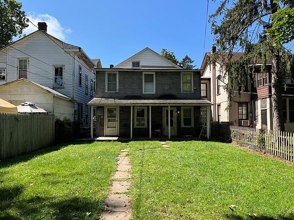 2nd image of 222 N 3rd St