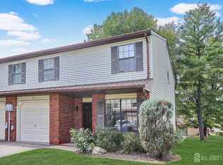 2 Cactus Ct UNIT 2, Edison, NJ 08820