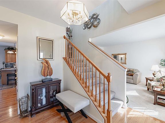 3rd image of 2727 Chapel Cove Ct