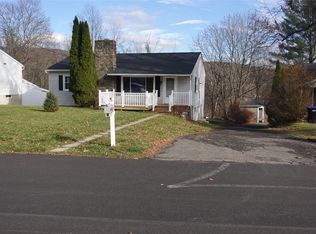 1621 Rita Rd, Vestal, NY 13850