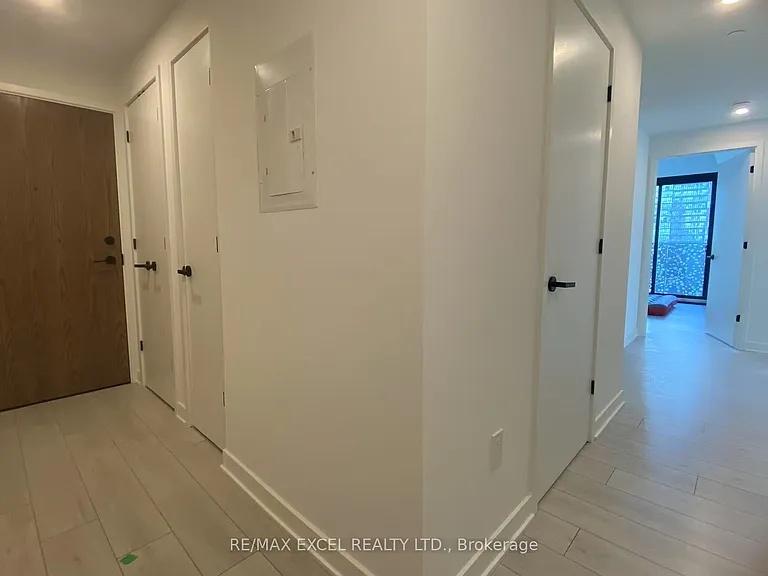 55 Charles St E #2803 — Photo 3