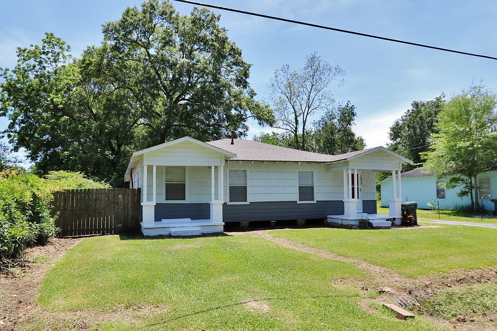 7837 Broussard Rd Beaumont TX 77713 Zillow