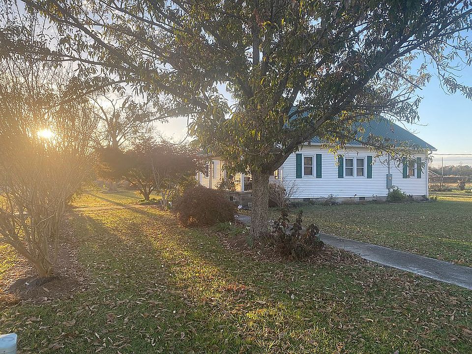 144 Old Maple Hill Rd